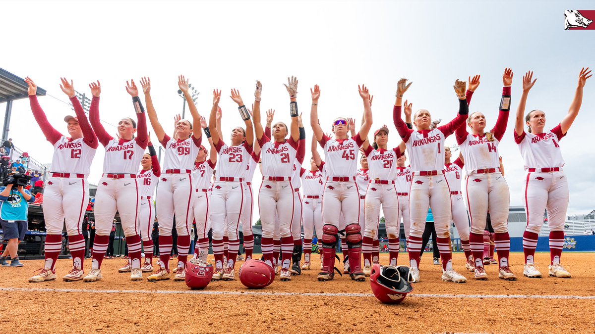 ArkRazorbacks's tweet photo. A season we won't soon forget. Thank you @RazorbackSB 🐗 https://t.co/LuEWUr19n8