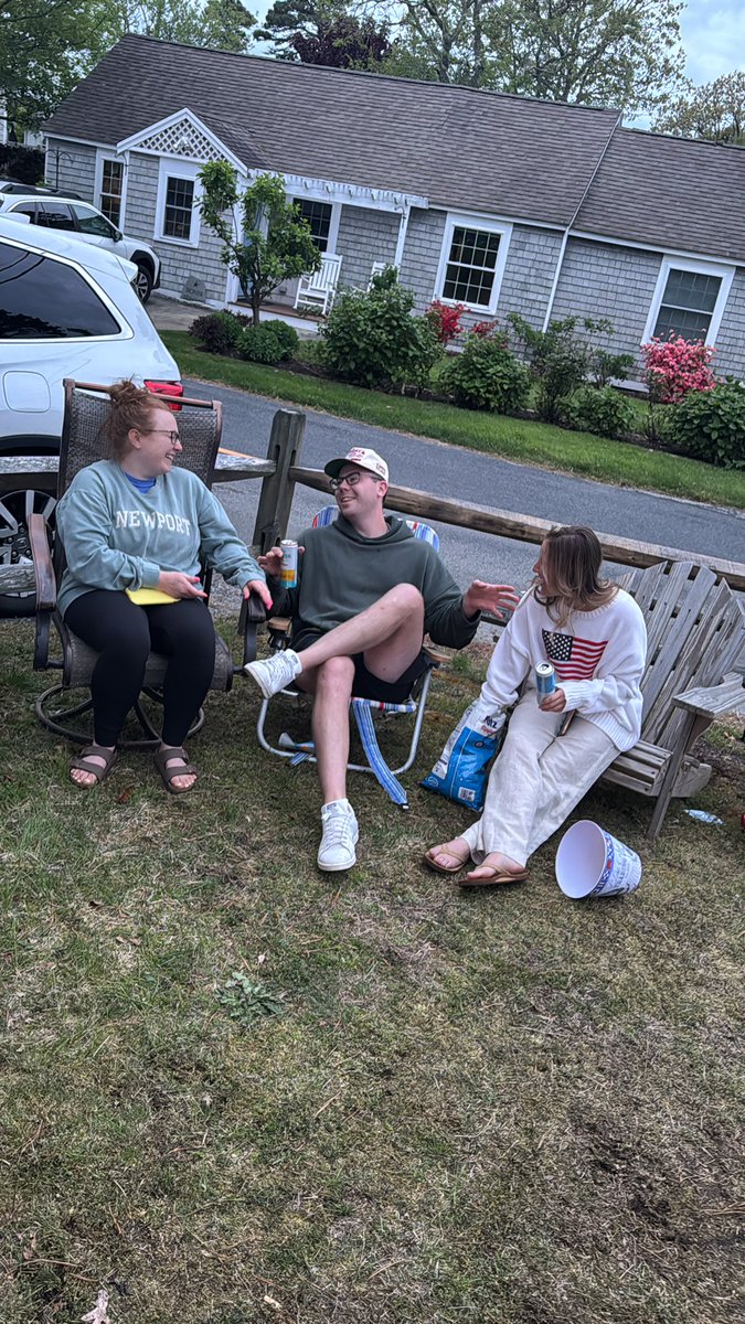 Jdbaileyy's tweet image. So first of all happy international women’s day @Deely32