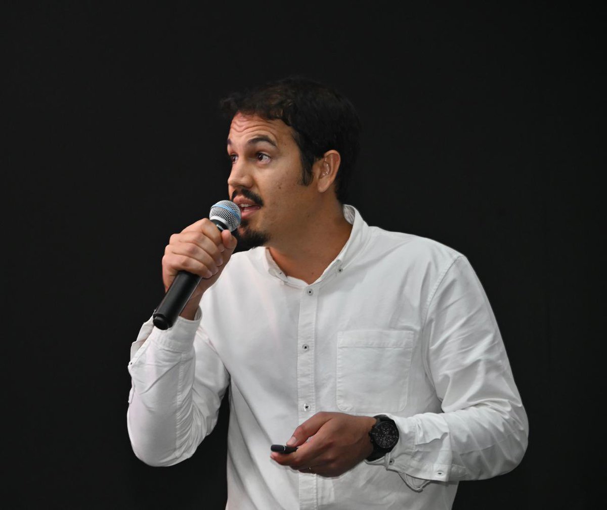 vanderrochaphd's tweet image. Grateful to have been a speaker at the 4th Brazilian Sym­posium and 2nd Paranaense Meeting on Pitayas in Maringá! An incredible event filled with knowledge sharing, hands‑on experiences, and heartwarming reunions. 💬🌵✨

#Pitaya #PitayaSymposium #Maringa #Speaker #Horticulture