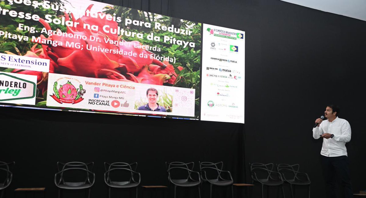 vanderrochaphd's tweet image. Grateful to have been a speaker at the 4th Brazilian Sym­posium and 2nd Paranaense Meeting on Pitayas in Maringá! An incredible event filled with knowledge sharing, hands‑on experiences, and heartwarming reunions. 💬🌵✨

#Pitaya #PitayaSymposium #Maringa #Speaker #Horticulture