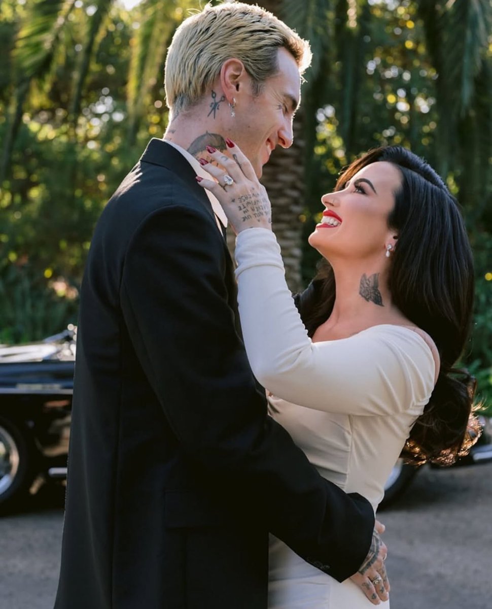 Demi Lovato Marries Jordan 'Jutes' Lutes in California Wedding Wearing