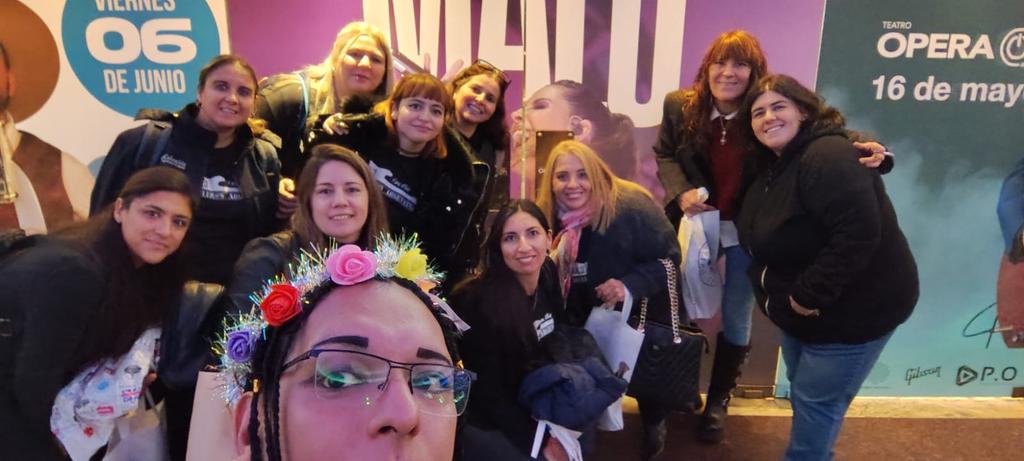 fragata30's tweet photo. @Revista_PRONTO Siempre junto a nuestra @_MaluOficial_ 
@FanMalulerasArg https://t.co/yPzfmBi81A