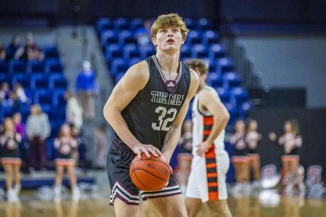 Brandon Ogden (@brandonosports) on Twitter photo 2024-25 Tyler Morning Telegraph All-Rose Country Boys Basketball Defensive Player of the Year: Martin’s Mill’s Ryder Marsh. <a href="/hoopinsider/">Hoopinsider</a> <a href="/NETsn_Live/">NETsn Live</a> <a href="/RyderMarsh32/">Ryder Marsh</a> <a href="/CoachGJenkins/">Greg Jenkins 🥇🥇🏀🥇 🏈</a>
See the full team here: tylerpaper.com/etvarsity/2024… 2024-25 Tyler Morning Telegraph All-Rose Country Boys Basketball Defensive Player of the Year: Martin’s Mill’s Ryder Marsh. <a href="/hoopinsider/">Hoopinsider</a> <a href="/NETsn_Live/">NETsn Live</a> <a href="/RyderMarsh32/">Ryder Marsh</a> <a href="/CoachGJenkins/">Greg Jenkins 🥇🥇🏀🥇 🏈</a>
See the full team here: tylerpaper.com/etvarsity/2024…
