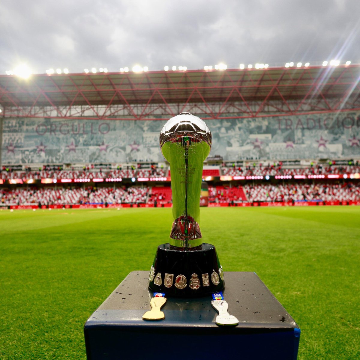 Estamos a 90 minutos de la GLORIA ETERNA.

Te amo para siempre, Club América. 💛