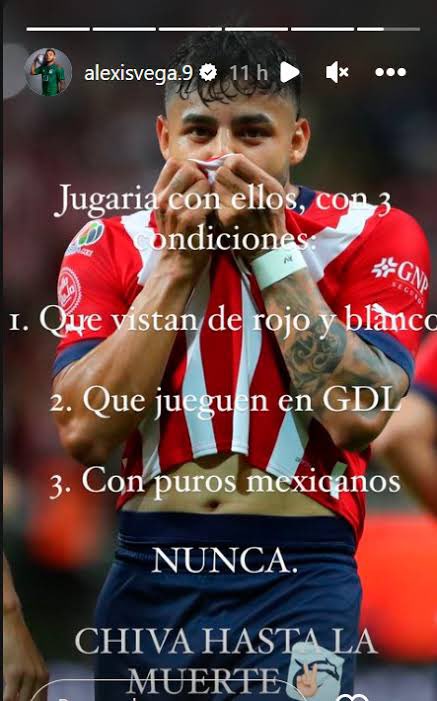 ElRojiblanco12V's tweet photo. Don Alexis Vega salvando el fútbol. https://t.co/ATsVfLY7RE
