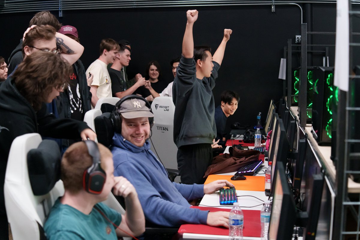 FiresideCasts's tweet photo. Witness Gaming Australia winning moment vs. @froyotech #PFD2025 @physgunofficial @Mannco_Store https://t.co/Jb1EDrBsul