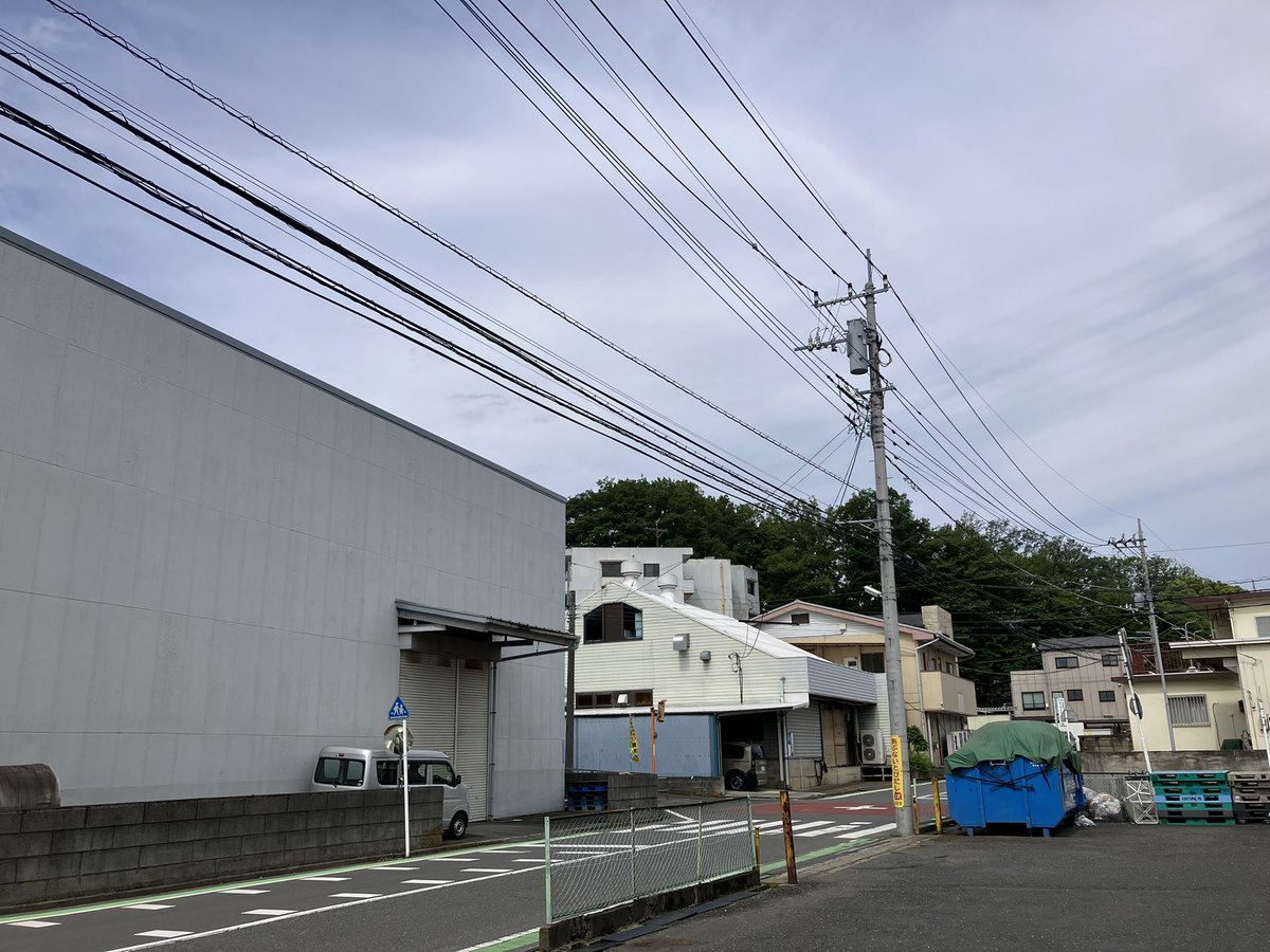 おはようございます❗️❗️❗️
#所沢 は☁️です☁️☁️☁️
土曜日の運動会は無事に開催されました🏃‍♂️🏃‍♂️🏃‍♂️
今日もあまり天気は良くないですね🧎‍♀️‍➡️🧎‍♀️‍➡️🧎‍♀️‍➡️
今週もよろしくお願いします❗️❗️❗️
#企業公式が朝の挨拶を言いあう
#企業公式春のフォロー祭り
#企業公式相互フォロー