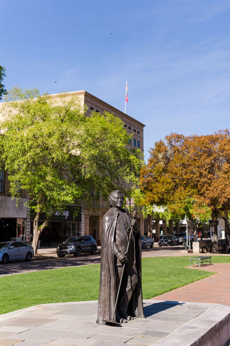 visitaugustaga's tweet photo. Feel the rhythm of history in the heart of downtown Augusta with the iconic James Brown statue. 🌟🎶 

#SoulBrother #JamesBrown #AugustaLandmarks #AugustaGA #VisitAugusta https://t.co/OJtmGPZK05