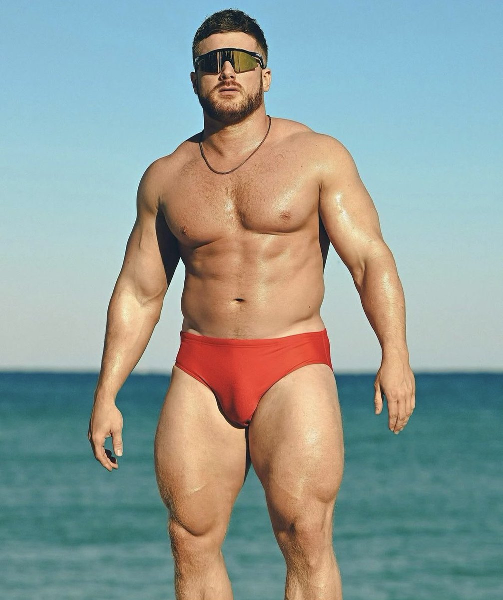 I’m the lifeguard! You’re safe with me! 😜