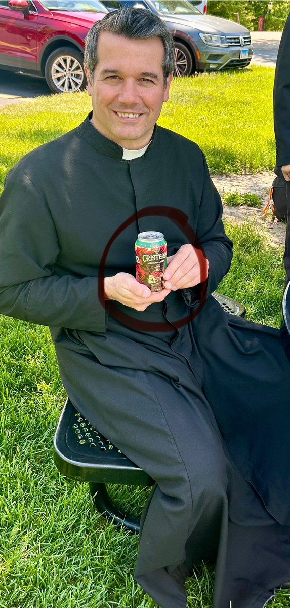 Padre Javier Olivera Ravasi tweet media