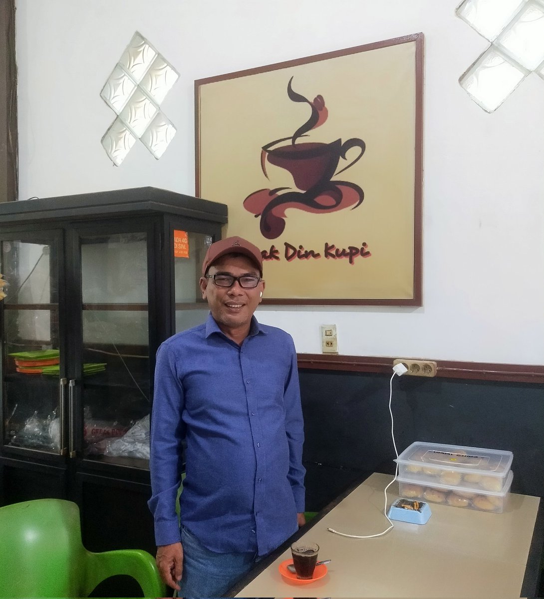 Gobba Baroessa 2 (@gobba_baroessa) on Twitter photo Biar tdk gila mari kita ngopi..
<a href="/bleketetet/">Ⓜ️e⭕ng</a>
<a href="/CutSarina5/">Ⓜ️y Pocut Sarina</a>
<a href="/bigmulyono/">Robinhood222</a>
<a href="/Agustisyarif/">Ⓜ️aster</a>
<a href="/davidgoliath999/">ۗⓂ️as David goliath</a>
<a href="/karduners/">Roti Jono</a>
<a href="/ukhty_onya/">ONYA 🇵🇸 🇮🇩</a> Biar tdk gila mari kita ngopi..
<a href="/bleketetet/">Ⓜ️e⭕ng</a>
<a href="/CutSarina5/">Ⓜ️y Pocut Sarina</a>
<a href="/bigmulyono/">Robinhood222</a>
<a href="/Agustisyarif/">Ⓜ️aster</a>
<a href="/davidgoliath999/">ۗⓂ️as David goliath</a>
<a href="/karduners/">Roti Jono</a>
<a href="/ukhty_onya/">ONYA 🇵🇸 🇮🇩</a>