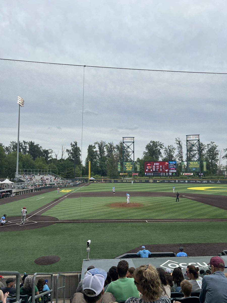 Oliver’s first baseball game. <a href="/EugeneEmeralds/">Eugene Emeralds</a> #ems70