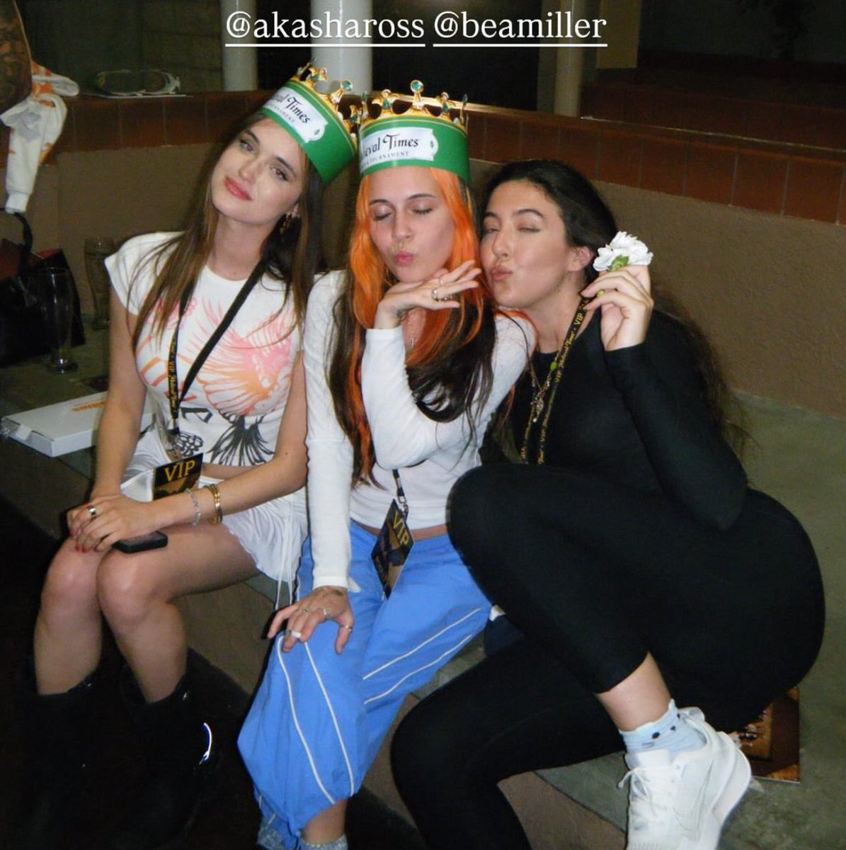 BeaMillerOnline's tweet photo. Bea with friends recently! https://t.co/uvNIDJSMlN