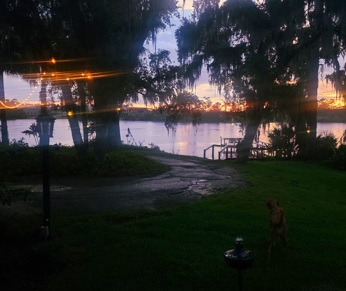 Watch Chloe Lamb's leaked NSFW photo on TwXstars