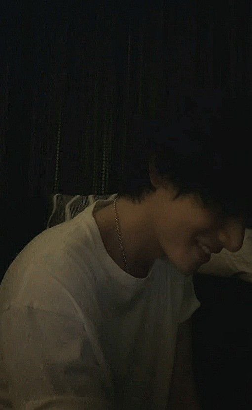 rita_210v's tweet photo. 大好きなあなたが帰ってくるまであと15日
早く会いたいよテヒョン....
#D_15
#テヒョン https://t.co/oa011FvCsa