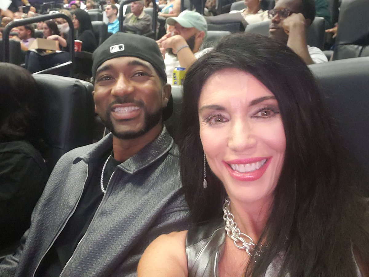 megfarrisWWL's tweet image. Invited to premiere #missionimpossible Wed by star @GregTarzanDavis of NOLA! TikTok influencer @trevor_norris0 came w/me too. Thriller Movie! Tarzan invited acting students 
 #nocca #karr #lsu Thurs he joined 
 my talk show *message meg* out this week streaming on WWL+ TV app #fb