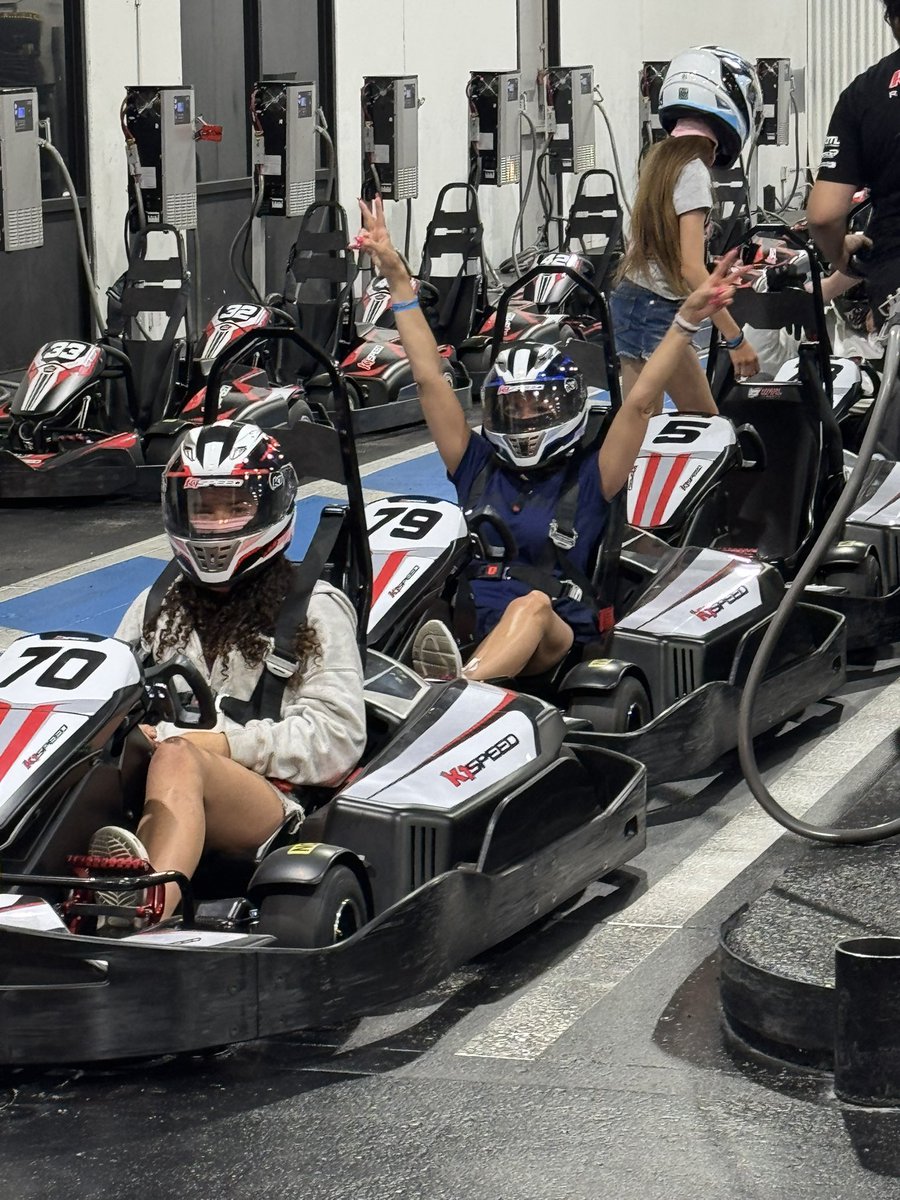 Some intense speed today! 🏎️🏁🏎️ It’s a #SweetSunday kind of fitness &amp; wellness day!

#GoSpeedway
#AdrenalineRush
#GoDodgers 

Love the adrenaline rush as you swoop through corners and pass cars up! Whoop whoop! 🩵

#LeadershipMatters
#WellnessMatters
#YOUmatter
#LiveWellLeadWell
