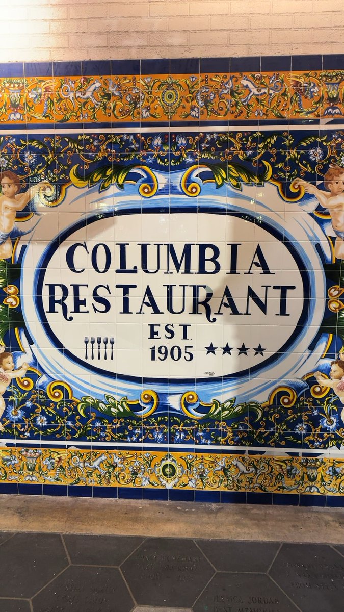 Hoth315 found #cubiecoin in a White vault at this location! Join me playing #cubieverse, It's awesome!   #17244824