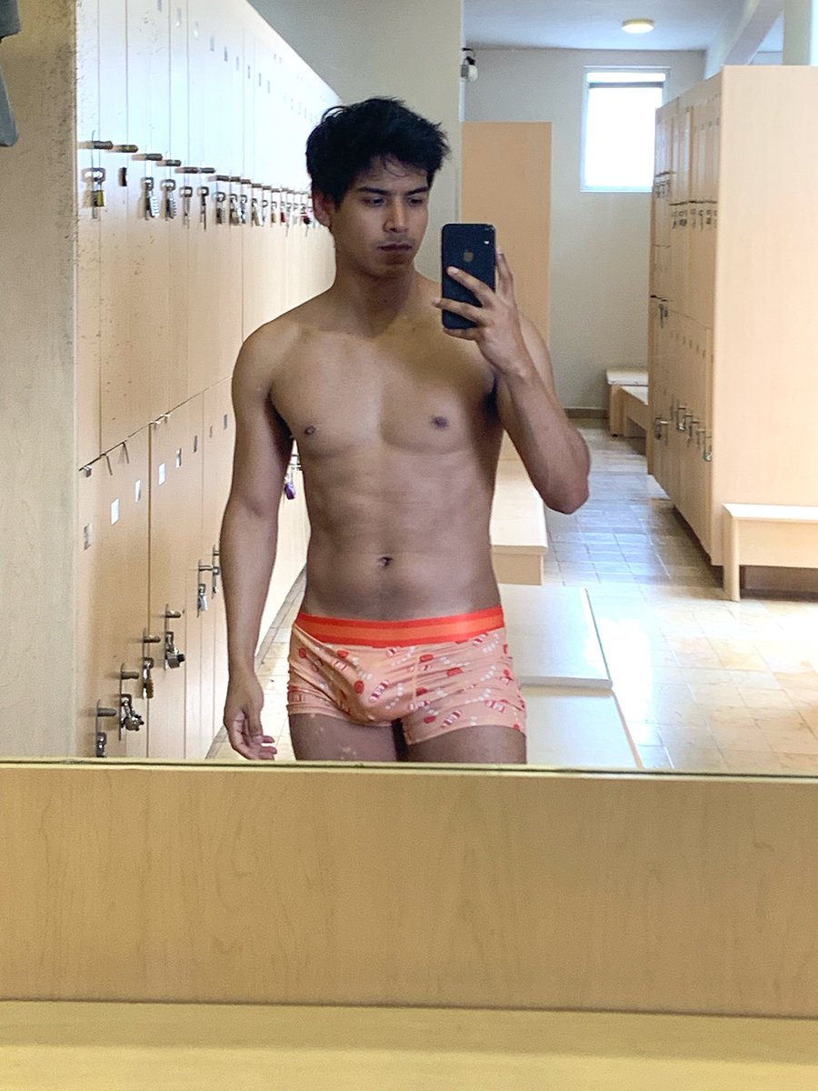 Alguien sálveme ☹️