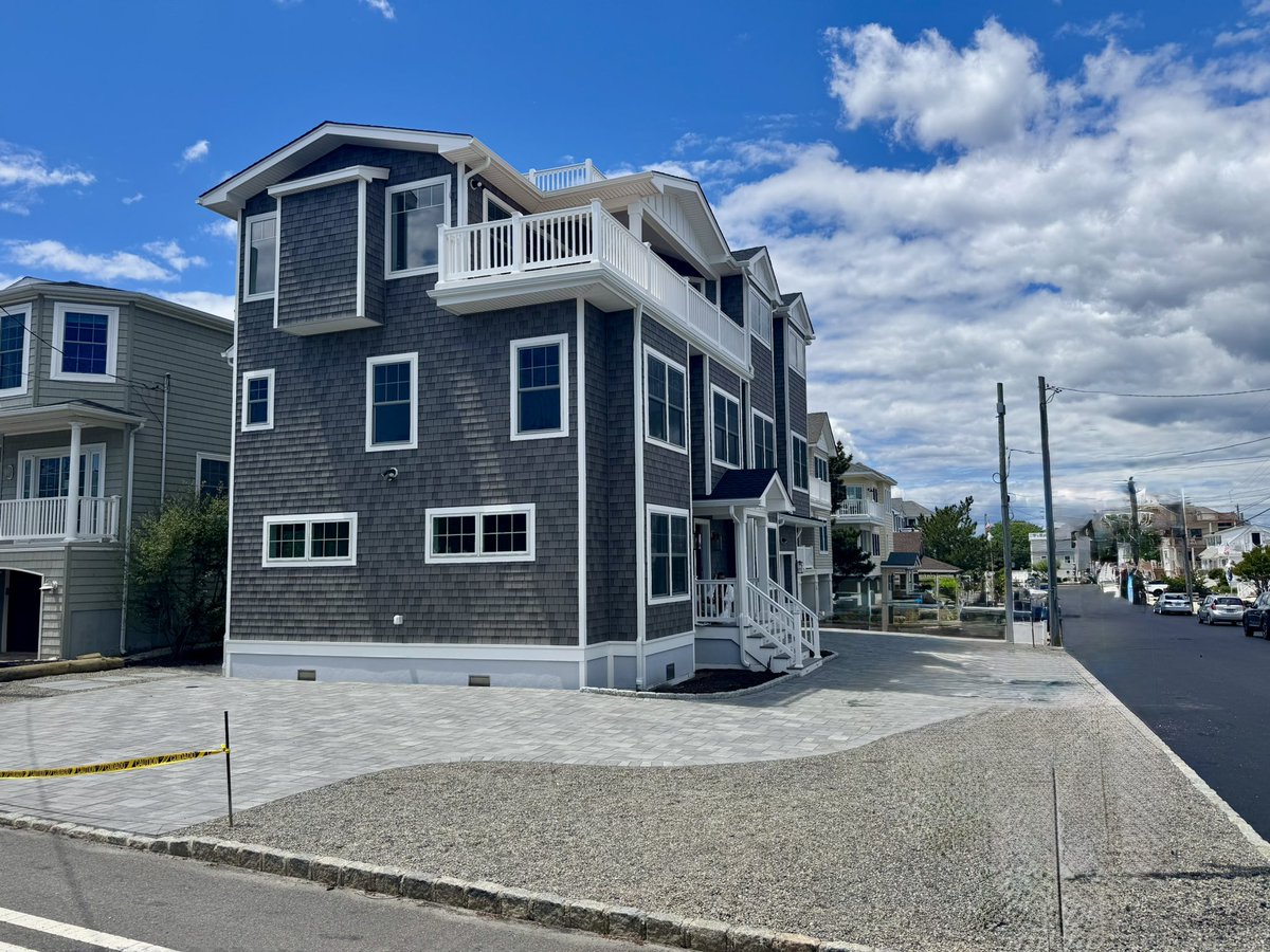 BuildonLBI's tweet photo. Shore  Builders Group! New Custom Home 609-494-5500 #lbi @buildlbi.com #lbi #lbinj #beachhaven #surfcityusa #holgate #longbeachtownship #beach #jerseyshore #lbinjhomes #longbeachisland #lbi2025 #coastal #coastaliving #shipbottom #barnegatlighthouse #barnegatbay #barnegatlight #loveladies #loveladieslbi #loveladiesnj #harveycedarsnj #harveycedars #brantbeach #nj #longbeachtownship #customhome #jerseyshore #build #beach #beachlife #customhomes #customkitchen #coastal #coastalkitchens