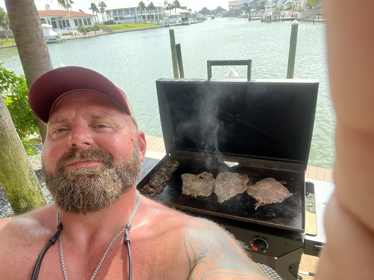 Dave Holmgreen tweet media