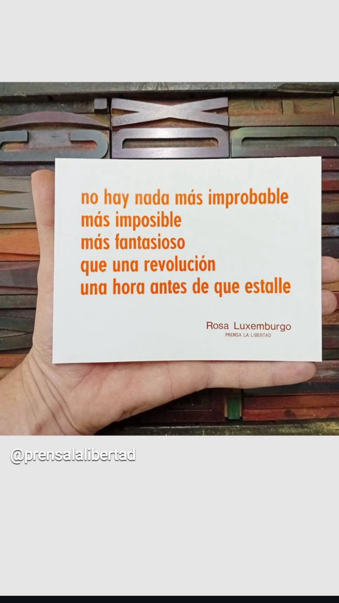 littlecarpinet's tweet photo. Hacer la revolución, con una canción de ❤️ https://t.co/gfpLUEGCVb