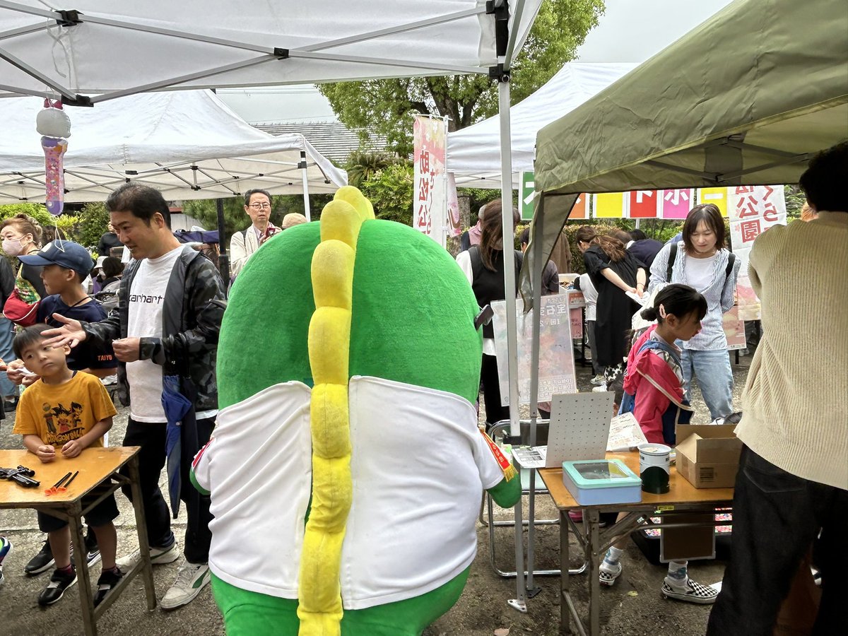 muvimuvio's tweet photo. おはむび〜🦖☀️
きのうの
はまかいどうまつり
たのしかったむび〜🦖
きょうもげんきにいくむび〜🦖
きょうも
はぶあぐっでいむび〜🦖🍀
#むびお
#muvio https://t.co/s5PeniO2yk