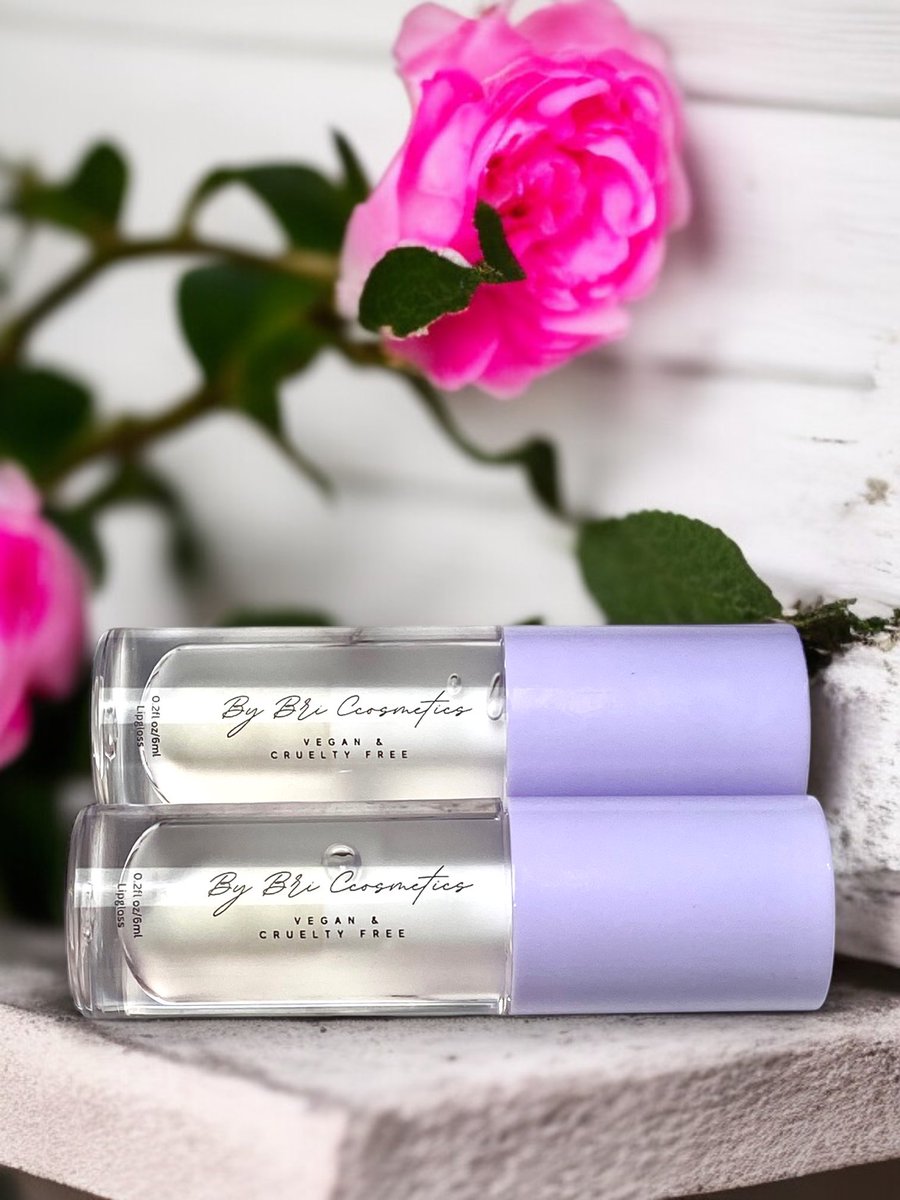 ByBriCosmetics's tweet photo. I came. I glossed. I conquered. 

https://t.co/bWvHYmJ1BK https://t.co/lCzbgxNN0w