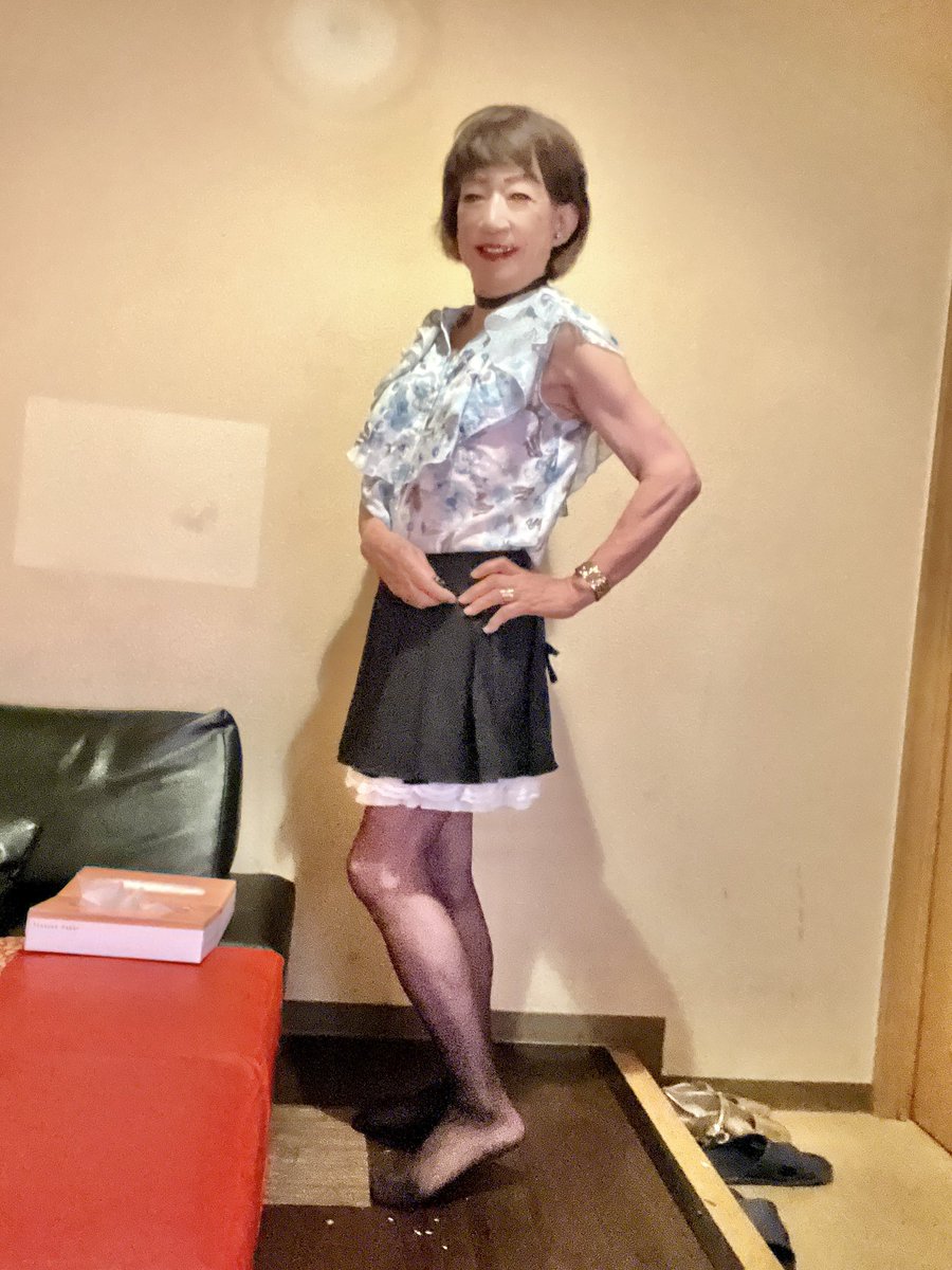 昨日は、某所でまったりお喋りして失語症のリハビリ…
また、お友達が増えたわ🤗💝

少々痩せすぎのあたし…
だれか、あたしを太らせて😍💘