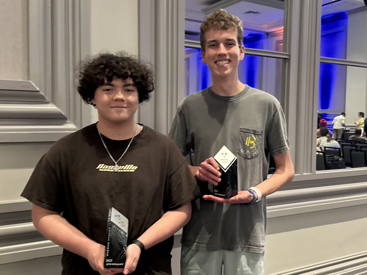 At the NCFL Grand National Tournament in Chicago, Grayson Weber and Lachlan Smith end their four-year Policy Debate career with a 5th place finish after dropping in quarterfinals. These two have made us Viking proud this weekend! 🔥❤️🔥❤️🔥❤️🔥❤️🔥