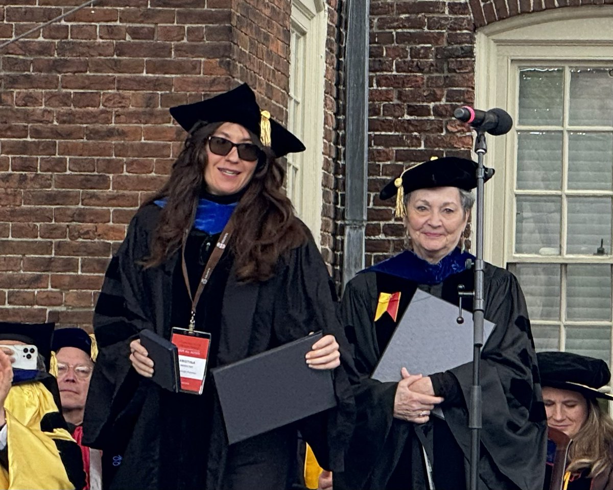 ElizabethBurkeBryant (@ebb_ri) on Twitter photo . <a href="/BrownUniversity/">Brown University</a> commencement, Fox Wetle, Inaugural Dean <a href="/Brown_SPH/">Brown University School of Public Health</a> & Professor Emerita received Rosenberger Medal-Brown’s highest honor- presented by Kristina Mendicino, Chair of Brown Faculty Exec Comm who saluted Fox’s leadership, service & dedication to the public good 🏅 . <a href="/BrownUniversity/">Brown University</a> commencement, Fox Wetle, Inaugural Dean <a href="/Brown_SPH/">Brown University School of Public Health</a> & Professor Emerita received Rosenberger Medal-Brown’s highest honor- presented by Kristina Mendicino, Chair of Brown Faculty Exec Comm who saluted Fox’s leadership, service & dedication to the public good 🏅