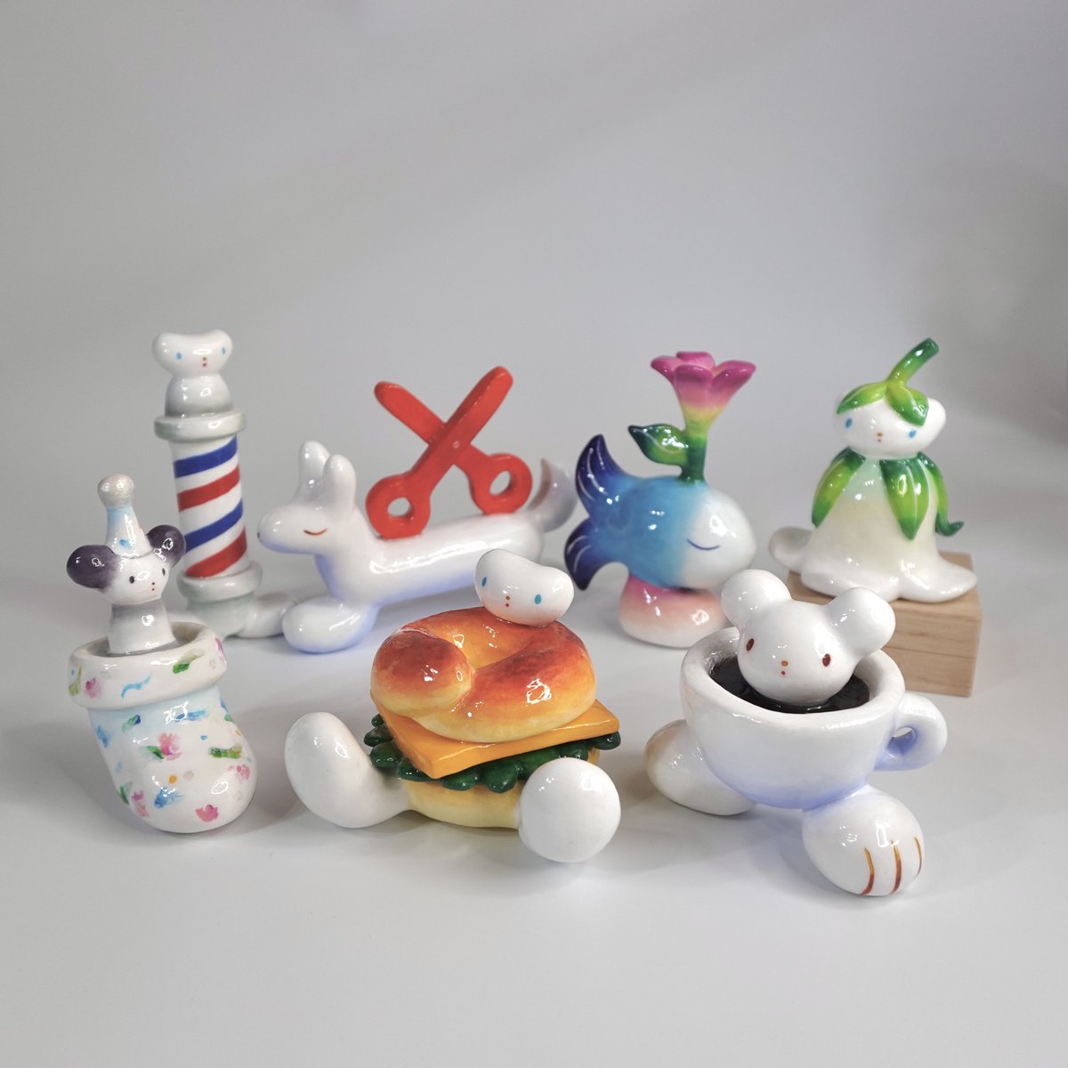 個展「すてきな街」、本日最終日です！✨
グッズの追加納品しました！🌷
ぜひお立ち寄りくださいませ🌟

@住む街でアートを楽しむ。(京都)