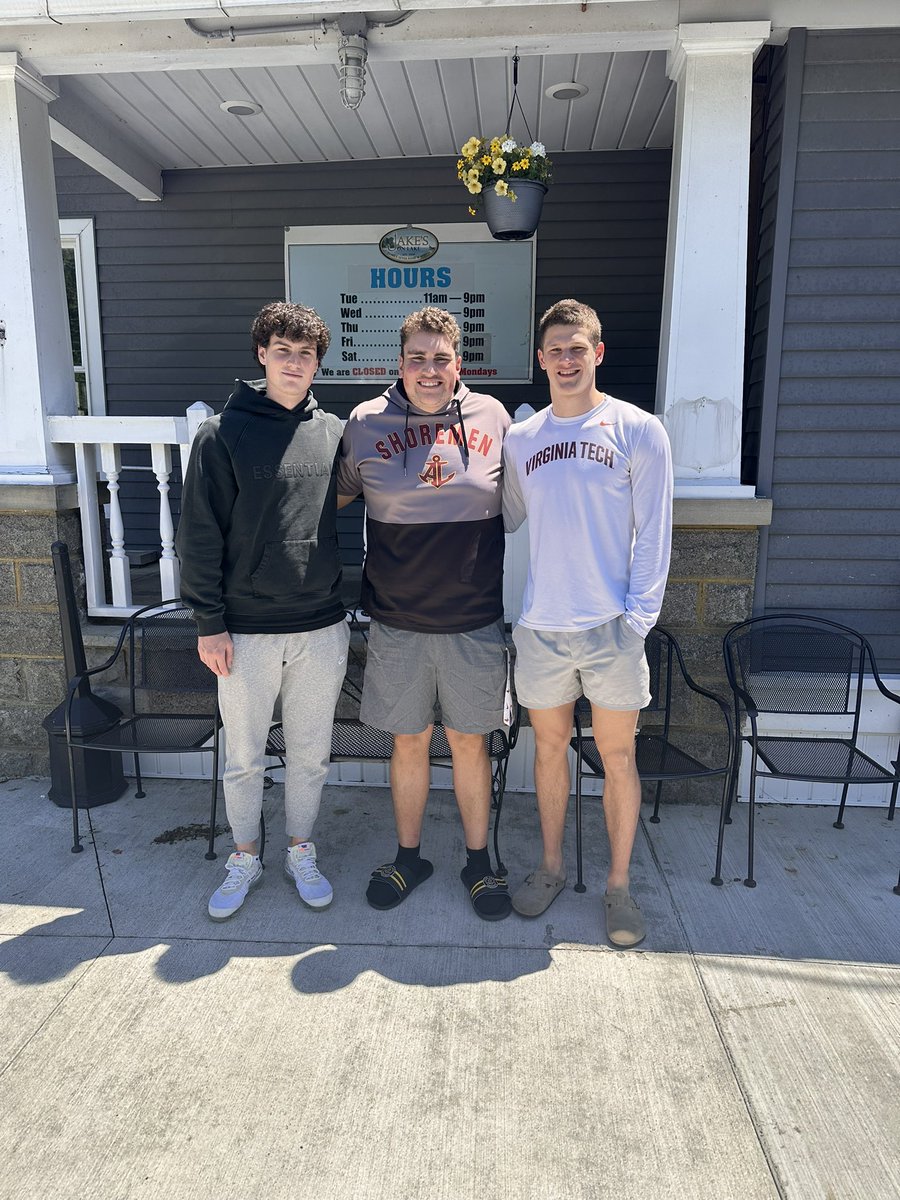 Coach Taylor (@evan_taylor13) on Twitter photo Loved being able to grab some lunch at Jake’s On The Lake with some now Shoremen Football Alumni. Best of luck to <a href="/lukestuewe/">Luke Stuewe</a> in Blacksburg- can’t wait to watch you play! Also great to see <a href="/reece_polomsky/">Reece Polomsky</a> 4 years have definitely flown by! <a href="/ALFootballClub/">Avon Lake Football ⚓</a> <a href="/coachkostelnik/">Matt K</a> Loved being able to grab some lunch at Jake’s On The Lake with some now Shoremen Football Alumni. Best of luck to <a href="/lukestuewe/">Luke Stuewe</a> in Blacksburg- can’t wait to watch you play! Also great to see <a href="/reece_polomsky/">Reece Polomsky</a> 4 years have definitely flown by! <a href="/ALFootballClub/">Avon Lake Football ⚓</a> <a href="/coachkostelnik/">Matt K</a>