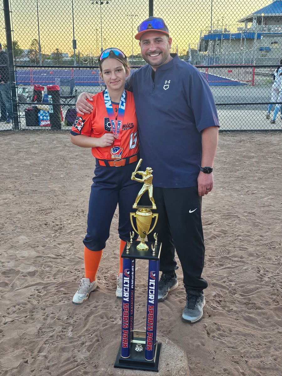 Mark13to's tweet image. Champs!!!! 🥎💙🧡