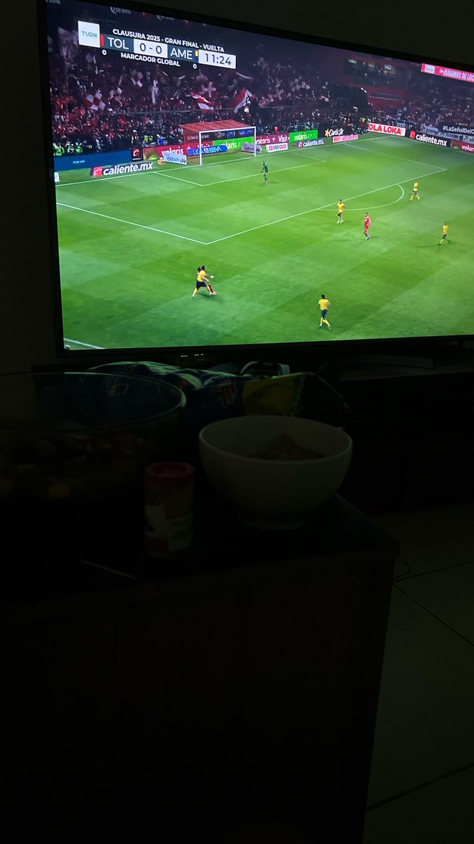 janisal's tweet photo. Listos viendo la gran final en familia!! #LaSenalDelCampeon vamos  @ClubAmerica https://t.co/21lFWCuK5s