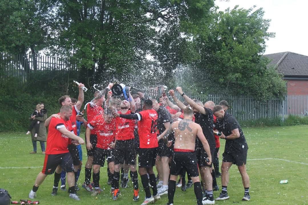 Photos from the game between <a href="/TottyRobinsFC/">Totty Robins FC</a> and Wardlesworth in the "Div 3 Arawak Walton Housing Association Cup" Final 

Part 1 - facebook.com/share/p/14KvpW…

Part 2 - 

facebook.com/share/p/1Xo8AW…

Congratulations Totty Robins on your cup win ⚽️🥇🏆
