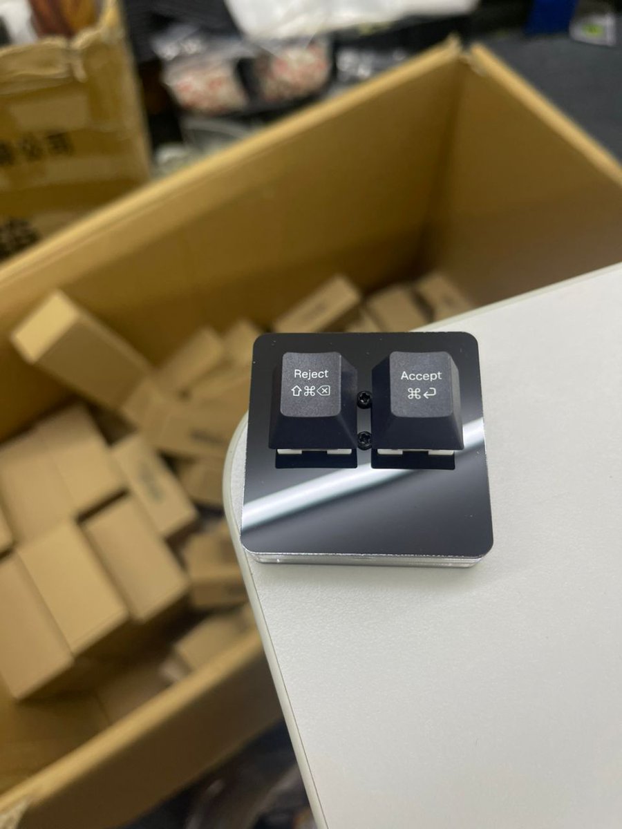 goblintechkeys's tweet image. A 2-key macropad that does exactly what you need:
✅ Accept
❌ Reject
Clean, clicky, and fully custom — printed keycaps + plug-and-play setup.
Functional swag &amp;gt; forgettable swag.
#macropad #customkeyboard #mechanicalkeyboard #customkeycaps #techswag #goblintechkeys