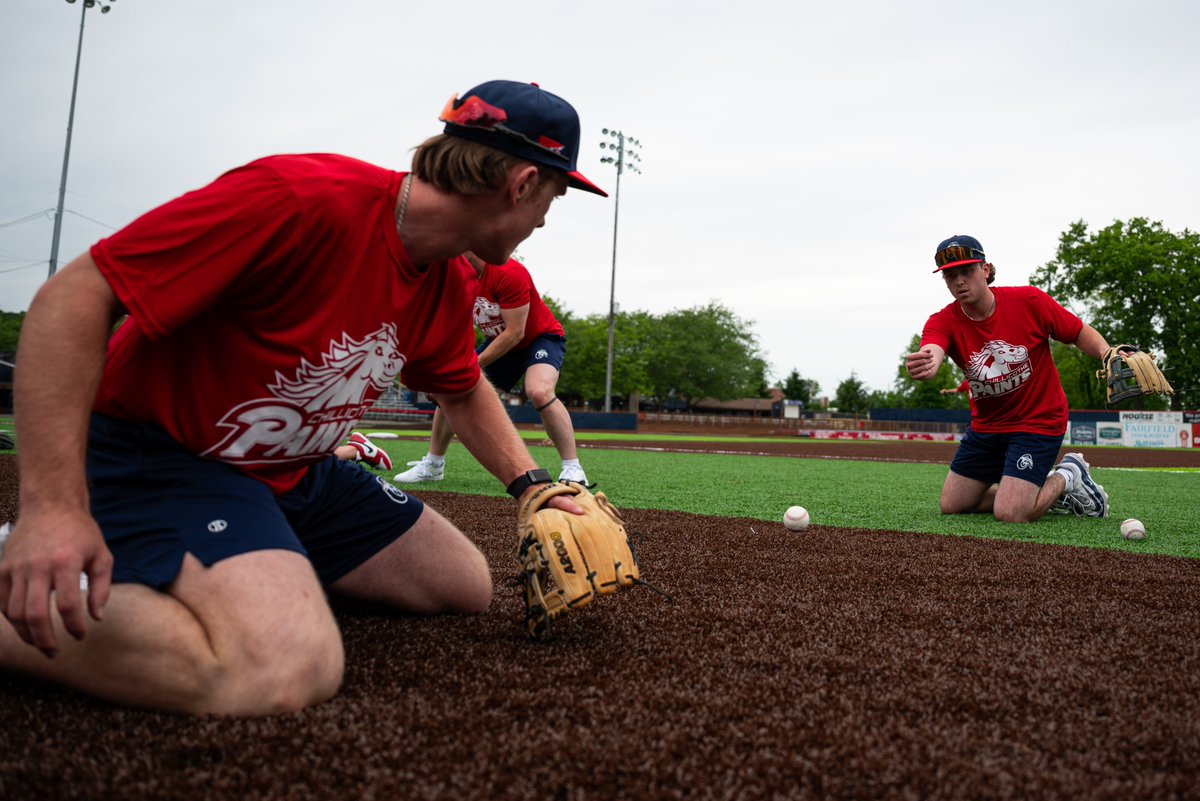 𝐓𝐡𝐞 𝐏𝐚𝐢𝐧𝐭𝐬 𝐀𝐫𝐞 𝐇𝐞𝐫𝐞! Report Day and first workout under the belt. We open on the road Tuesday.

Check out the full gallery here: chillicothepaints.com/sports/bsb/202…

📸 Raymond Gleadle | #RollPaints