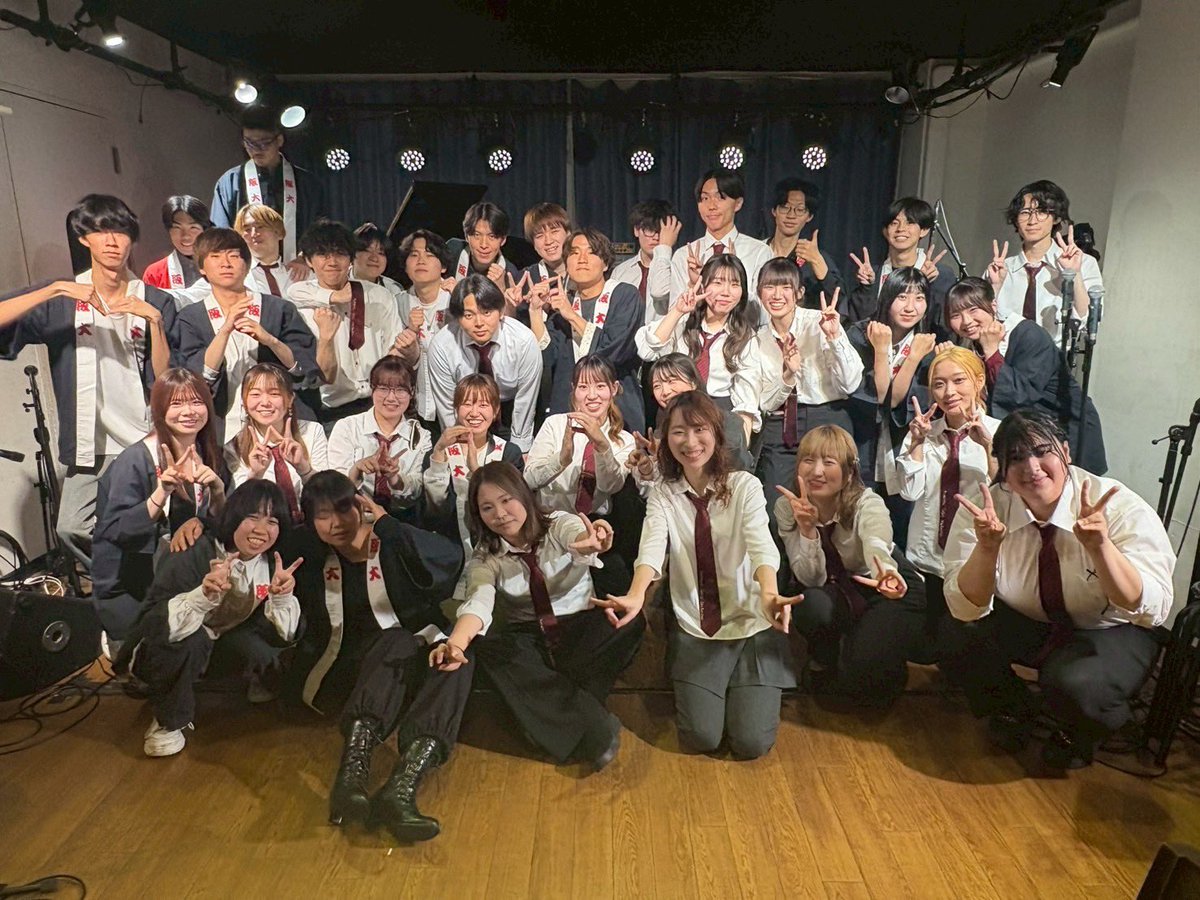 昨日は甲阪対バンでした🌊
今年初対バン、とても楽しくそして勉強になりました！
お越しくださった皆様、alwaysの方々、NWの皆さん、ありがとうございました！

次回の本番は6/21(土)大阪ビッグバンドジャズフェスティバルです🙌🏻