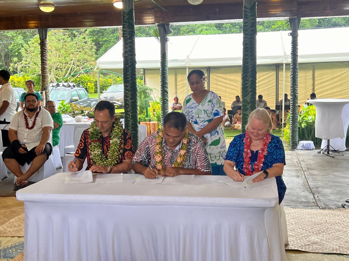 UNDP Samoa (@undp_samoa) on Twitter photo Exciting news! Today, <a href="/samoagovt/">Government of Samoa</a>, the Govt of Australia & <a href="/UNDP/">UN Development</a> officially launched a partnership to support the implementation of the #SamoaCARES program. The initiative aims to empower local communities to lead in climate action & develop nature-based solutions. #ClimateAction Exciting news! Today, <a href="/samoagovt/">Government of Samoa</a>, the Govt of Australia & <a href="/UNDP/">UN Development</a> officially launched a partnership to support the implementation of the #SamoaCARES program. The initiative aims to empower local communities to lead in climate action & develop nature-based solutions. #ClimateAction