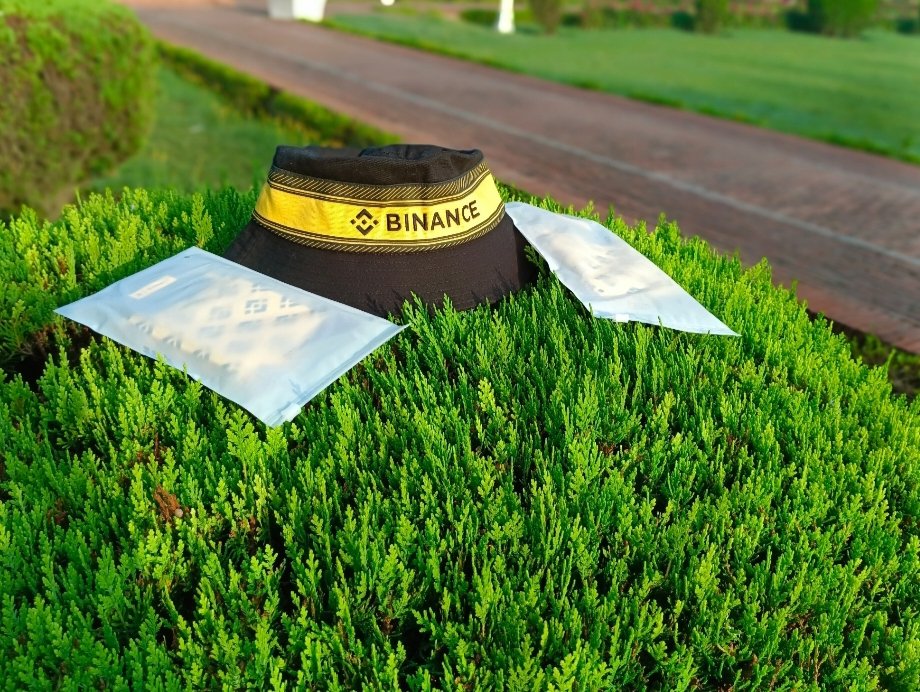 RealJassia's tweet photo. Starting the day fresh with some Binance swag in the wild! Crypto meets style β powered by the future.
Good Morning π
#Binance #CryptoLife #SwagGoals https://t.co/PwhaeoYZhI