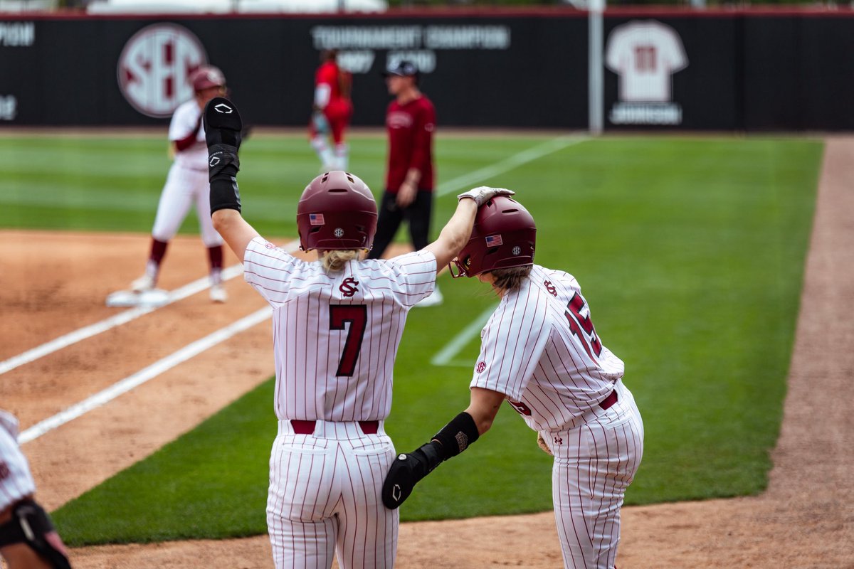 lexiwinters15's tweet image. God has worked and will continue to work through us in Columbia! Could not be anymore blessed!❤️ See everyone back at Beckham soon🤙