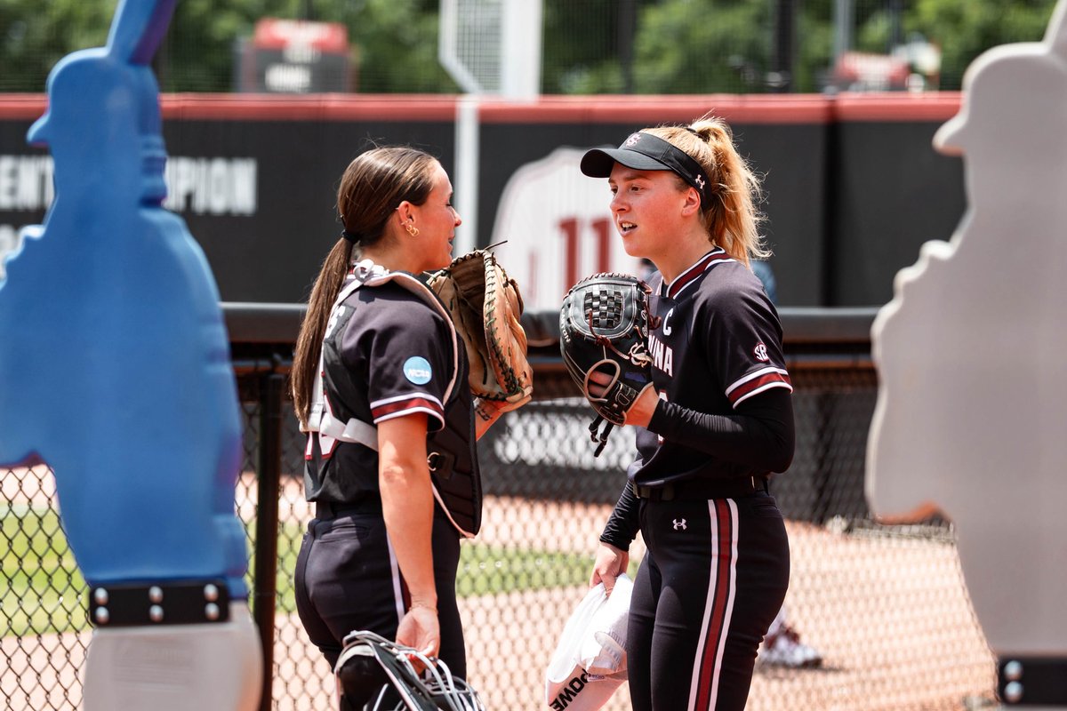 lexiwinters15's tweet image. God has worked and will continue to work through us in Columbia! Could not be anymore blessed!❤️ See everyone back at Beckham soon🤙