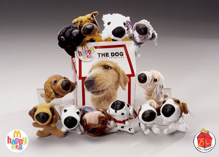 NostalgiaFolder's tweet photo. McDonald’s happy meal toys from the 2000s https://t.co/uKG2SPcJbW