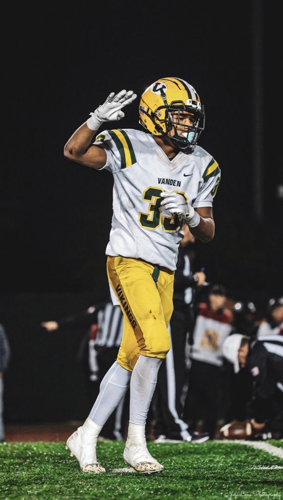 Checkout my Junior Year Highlights❗️

•Class of 2026-Vanden High School
•GPA: 3.5, 6'0, 165lbs
•Pos: Nickel/DB
•Tackles: 82 (50 solo)
•INT: 1
•PBU's: 3
•FF: 1
•Section Champ
•Regional Champ
•State Champ

Full Film: hudl.com/v/2R9nD9