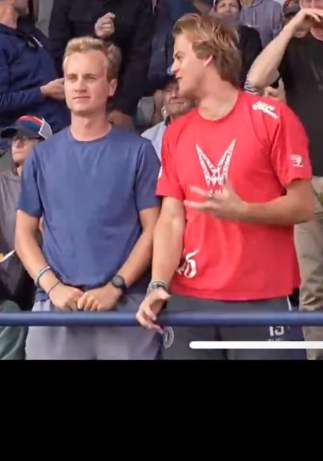 DoogleSports - Ich bin in Berlin tweet media