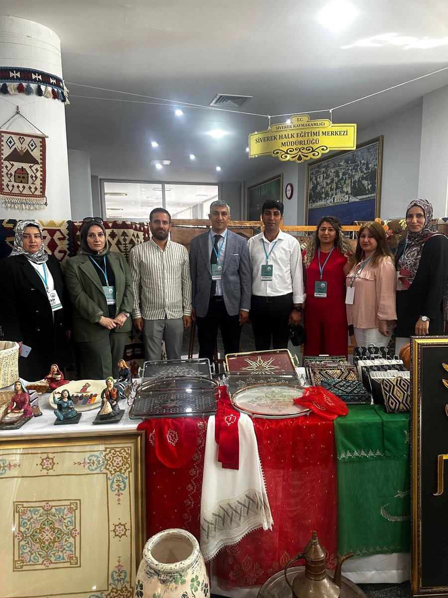 Siverek Halk Eğitimi Merkezi (@siverekhalk) on Twitter photo Hayat Boyu Öğrenme Haftası kapsamında düzenlenen etkinliklerde Siverek Halk Eğitimi Merkezi olarak standımızı kurduk 🌟🖼️🧶🪡
<a href="/tcmeb/">Millî Eğitim Bakanlığı</a> <a href="/ibrahimbaykan63/">İbrahim Baykan</a> <a href="/mebhbogm/">MEB Hayat Boyu Öğrenme Genel Müdürlüğü</a> <a href="/ASultanoglu63/">Asım SULTANOĞLU</a> <a href="/nilgunmujdeci/">Nilgün MÜJDECİ</a> <a href="/hasansildak/">Hasan ŞILDAK</a> <a href="/n_kapanoglu/">n_kapanoglu</a> <a href="/siverekmem63/">Siverek İlçe MEM</a> <a href="/sanliurfammem63/">Şanlıurfa İl Milli Eğitim Müdürlüğü</a> <a href="/siverekkaymakam/">SİVEREK KAYMAKAMLIĞI</a> Hayat Boyu Öğrenme Haftası kapsamında düzenlenen etkinliklerde Siverek Halk Eğitimi Merkezi olarak standımızı kurduk 🌟🖼️🧶🪡
<a href="/tcmeb/">Millî Eğitim Bakanlığı</a> <a href="/ibrahimbaykan63/">İbrahim Baykan</a> <a href="/mebhbogm/">MEB Hayat Boyu Öğrenme Genel Müdürlüğü</a> <a href="/ASultanoglu63/">Asım SULTANOĞLU</a> <a href="/nilgunmujdeci/">Nilgün MÜJDECİ</a> <a href="/hasansildak/">Hasan ŞILDAK</a> <a href="/n_kapanoglu/">n_kapanoglu</a> <a href="/siverekmem63/">Siverek İlçe MEM</a> <a href="/sanliurfammem63/">Şanlıurfa İl Milli Eğitim Müdürlüğü</a> <a href="/siverekkaymakam/">SİVEREK KAYMAKAMLIĞI</a>