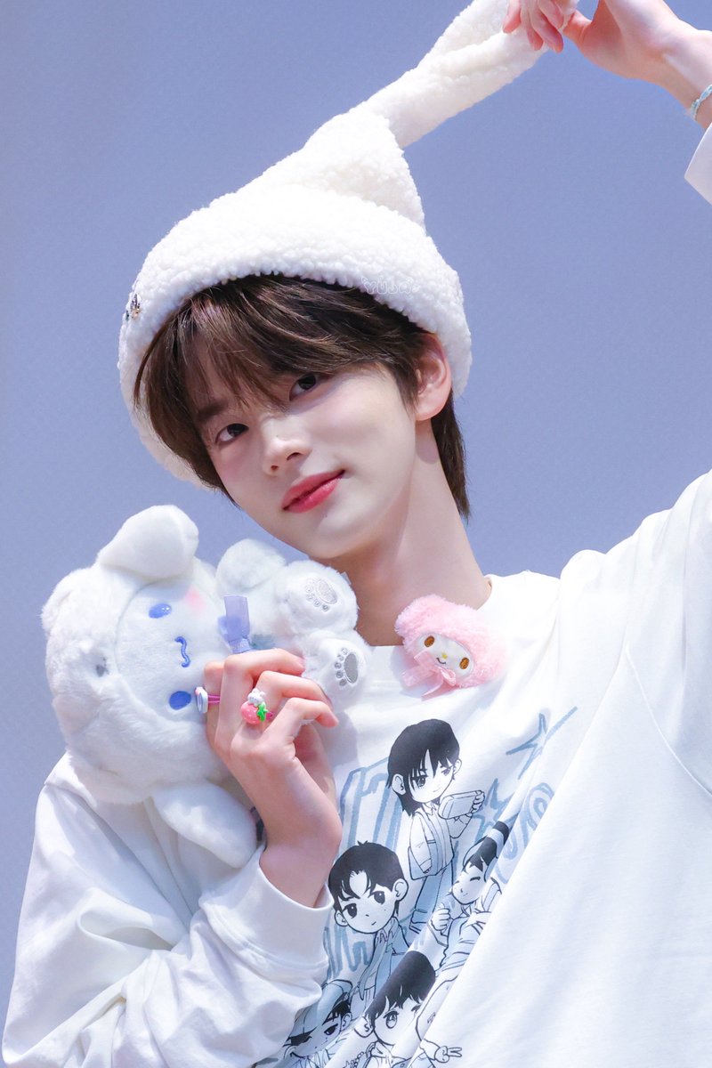 250506 케이앤팝스 팬싸 

🐰

#투어스 #TWS #신유 #SHINYU