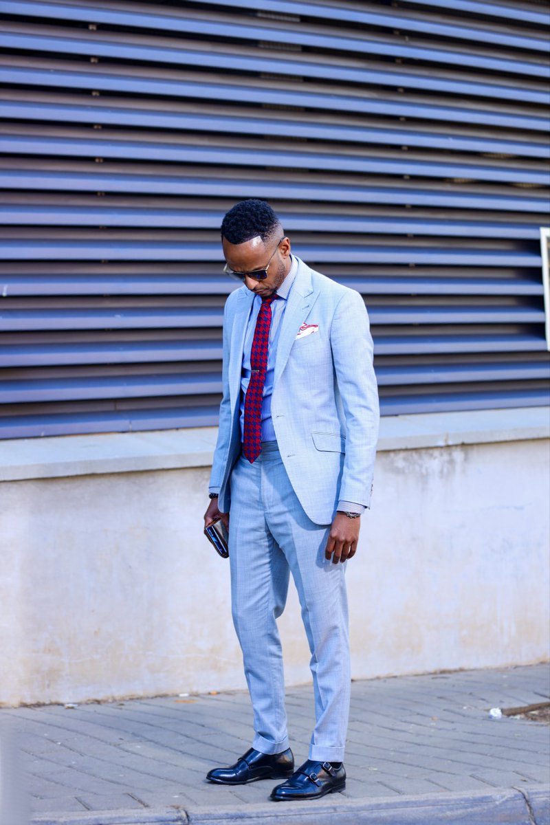 SuitUpLife's tweet photo. Celebrating a decade In running my own business has revolutionised my thoughts processes and how we need to celebrate the work we’ve put in for the past 10 years, how we constantly need to work on our craftsmanship, giving the best conceive services and staying grounded #Kingly🤍 https://t.co/jGEPJg1gXj