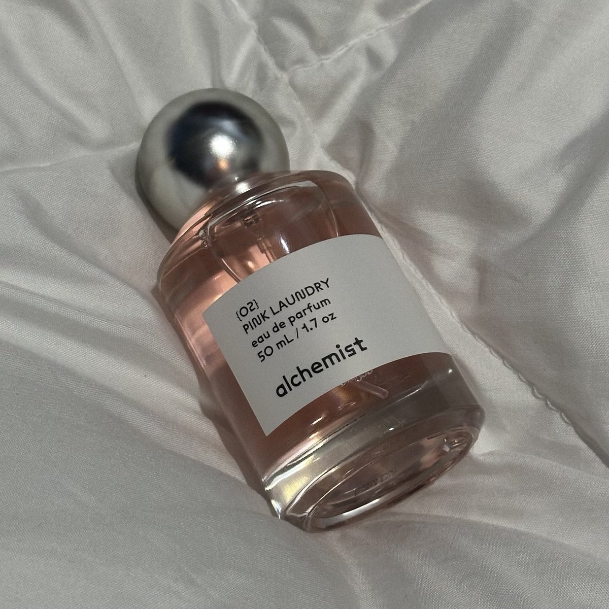 Babe, if you suka clean scent you confirm akan suka alchemist pink laundry 💗✨bau macam baru lepas mandi, very soft &amp; fresh! 🛁